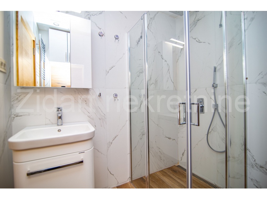 Квартира, 365 м², 76 000$ — FAKTOR
